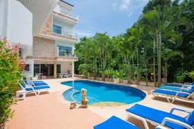 SR Sea View Apartments