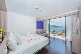 Oceanfront Beach Resort And Spa