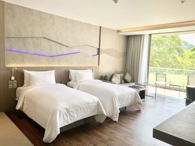 Oceanfront Beach Resort And Spa