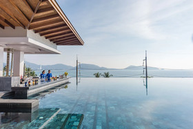 Oceanfront Beach Resort And Spa