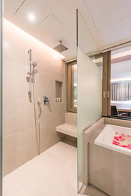 Oceanfront Beach Resort And Spa