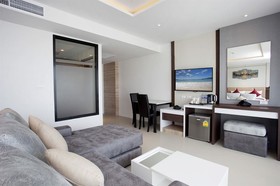 Paripas Patong Resort