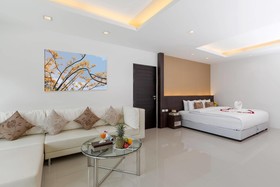 Patong Bay Hill Resort & Spa
