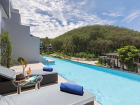 Patong Bay Hill Resort & Spa