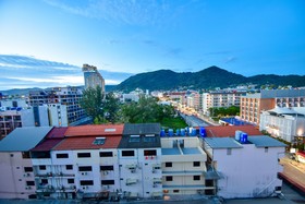 Patong Buri Resort