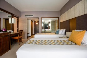 Courtyard by Marriott Phuket Patong Beach Resort