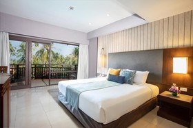 Courtyard by Marriott Phuket Patong Beach Resort