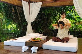 Courtyard by Marriott Phuket Patong Beach Resort