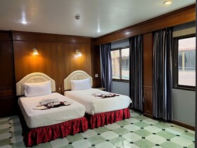 Patong Social Hotel & Restaurant