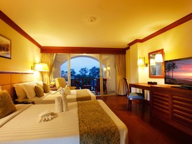 Phuket Graceland Resort & Spa