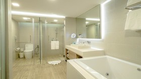 Phuket Graceland Resort & Spa