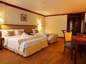 Phuket Graceland Resort & Spa