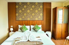 Phuket IYH Hostel