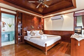 Phuket Villas at Patong Hill Estate