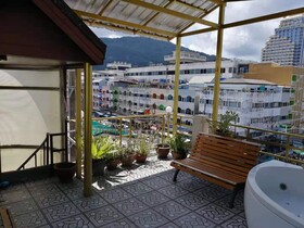 Qhkl Hotel
