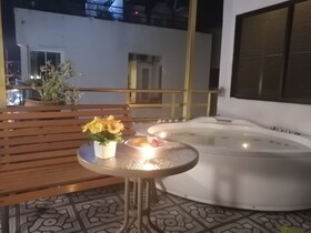Qhkl Hotel
