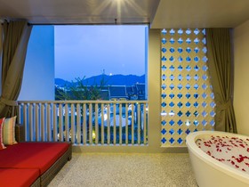 Ramada by Wyndham Phuket Deevana Patong