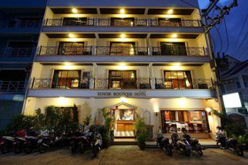 Renoir Boutique