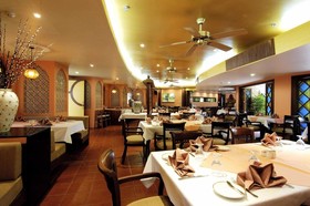 The Royal Paradise Hotel & Spa
