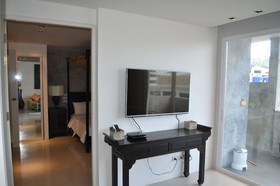 Saladee Gallery Residence