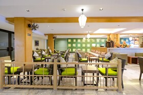 Sawaddi Patong Resort & Spa by Tolani