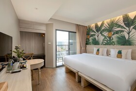 Sawaddi Patong Resort & Spa by Tolani