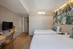 Sawaddi Patong Resort & Spa by Tolani