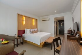 Sawaddi Patong Resort & Spa by Tolani