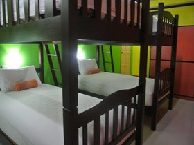 Silla Patong Hostel