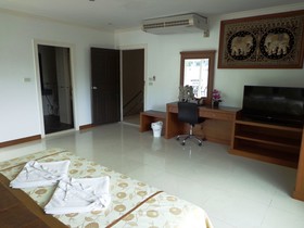 Sukcheewa Residence Phuket