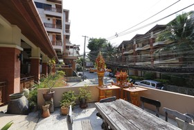 Sun Hill Hotel