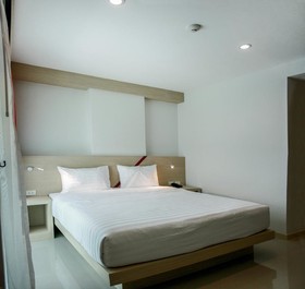 SunSeaSand Hotel