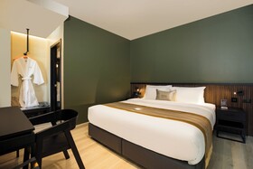 Syama Mansion Patong an Aspira Collection