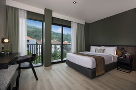 Syama Mansion Patong an Aspira Collection