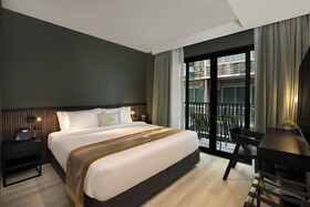 Syama Mansion Patong an Aspira Collection