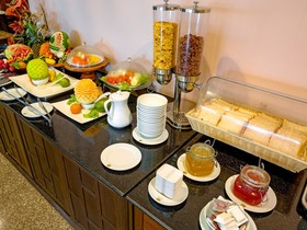 Tanawan Phuket Hotel