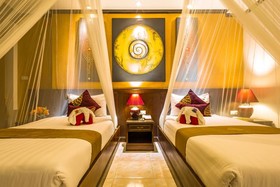 Tanawan Phuket Hotel