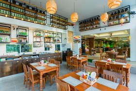 Thanthip Beach Resort