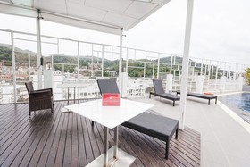 The Ashlee Heights Patong Hotel & Suites by ZEN Rooms