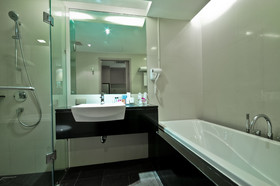 The ASHLEE Heights Patong Hotel & Suites