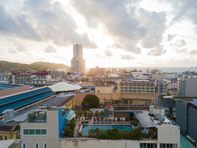 The Kris Condo Pool Access