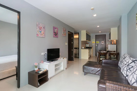 The Kris Condo Pool Access