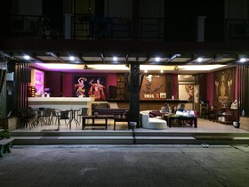 The Little Moon Residence