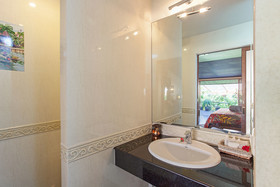 Tropica Bungalows
