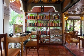 Tropica Bungalows