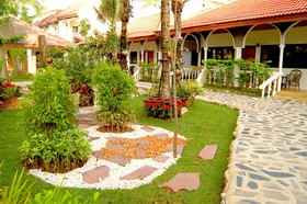 Tropica Bungalows