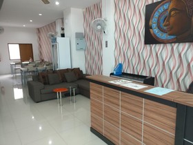 White Sky Boutique