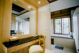 Ayara Kamala Resort & Spa