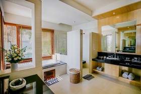 Ayara Kamala Resort & Spa