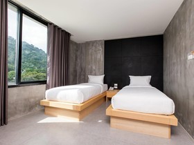 B2 Phuket Boutique & Budget Hotel